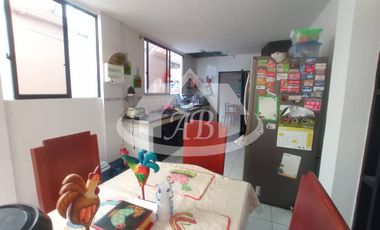 CASA EN VENTA BARRIO LA CASTELLANA|1347