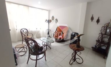 CASA EN VENTA BARRIO LA CASTELLANA|1347