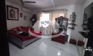 CASA EN VENTA BARRIO LA CASTELLANA|1347