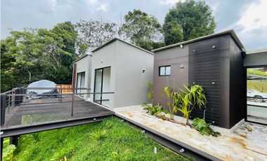 Finca en venta El carmen de viboral Sector Quirama SE ENTREGA RENTANDO