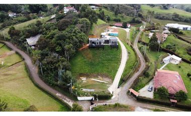Finca en venta El carmen de viboral Sector Quirama SE ENTREGA RENTANDO