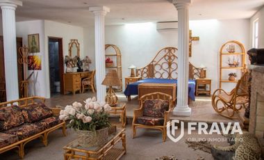 CASA EN VENTA EN LA COLONIA ARCOS VALLARTA