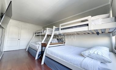 Departamento en arriendo de 5 dorm. en Vitacura