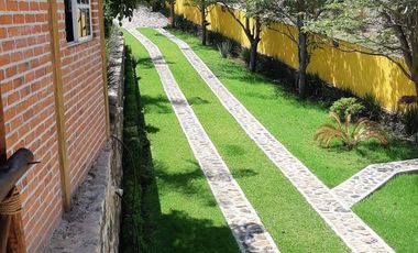 Quinta amueblada en venta, ideal para negocio
