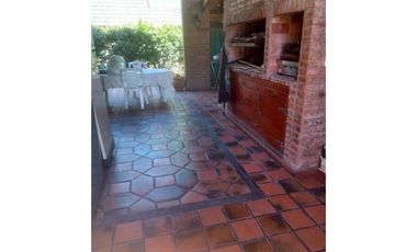 Casa en venta en Berazategui Este