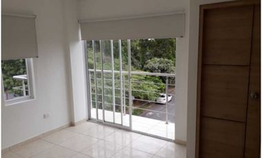 Vendo Edificio comercial  con Apartamentos y locales Cantarana