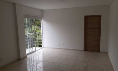 Vendo Edificio comercial  con Apartamentos y locales Cantarana
