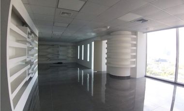 SEA CONFIABLE VENDE O ALQUILA EN OCEANIA BUSINESS PLAZA TORRE 2000