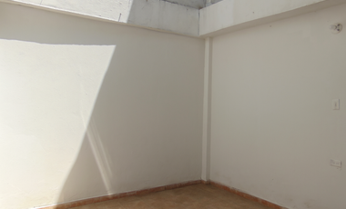 casa-local en arriendo/venta en manga. Cod A92993