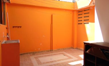 casa-local en arriendo/venta en manga. Cod A92993