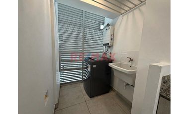 🏡 Alquiler De Departamento En Surco – Condominio Esencial ✨