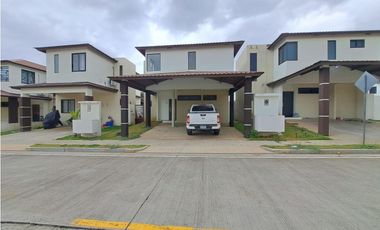 ALQUILER DE CASA EN COSTA VERDE CHORRERA