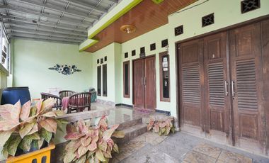 Rumah 3 Lt SHM 13 Menit ke Summarecon Mall Bekasi Dibantu KPR J-39267