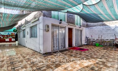 Cómoda casa sector centro