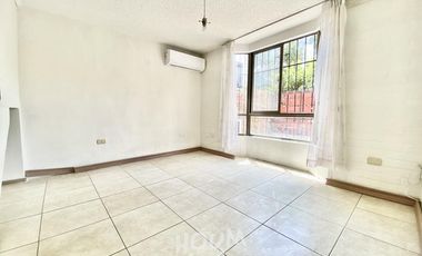 Casa Cuatro poniente ID: 147370r