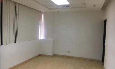 ALQUILER DE OFICINA O LOCAL COMERCIAL EN VIA VENETO 116 mts