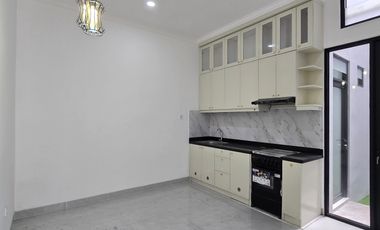 rumah 2 lantai baru di Kencana Loka BSD City dekat dengan Stasiun Rawabuntu dan EXIT Tol