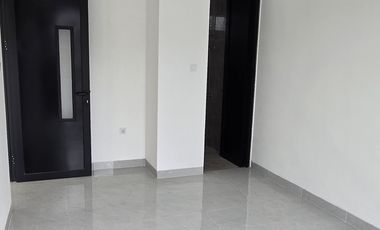 rumah 2 lantai baru di Kencana Loka BSD City dekat dengan Stasiun Rawabuntu dan EXIT Tol