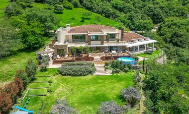 CASA PREMIUM EN ALQUILER LOS ZARZOS SAN LORENZO