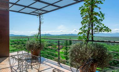 CASA PREMIUM EN ALQUILER LOS ZARZOS SAN LORENZO
