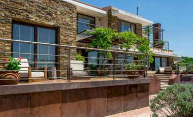 CASA PREMIUM EN ALQUILER LOS ZARZOS SAN LORENZO