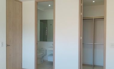 apartamento en arriendo/venta en barro blanco. Cod A5639