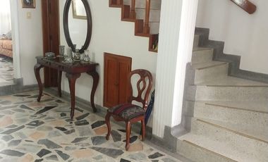casa en venta en barrio blanco. Cod V10609
