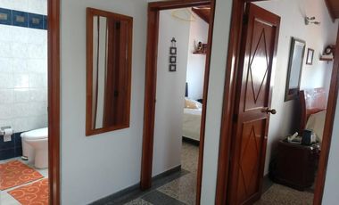 casa en venta en barrio blanco. Cod V10609