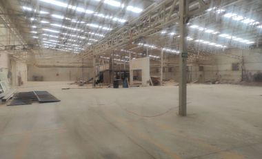 Se rentan bodegas en Saltillo 400 esq. con Ramon mendez, Aviación, Torreón
