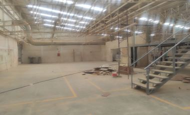 Se rentan bodegas en Saltillo 400 esq. con Ramon mendez, Aviación, Torreón