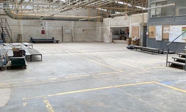Se rentan bodegas en Saltillo 400 esq. con Ramon mendez, Aviación, Torreón