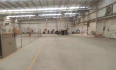 Se rentan bodegas en Saltillo 400 esq. con Ramon mendez, Aviación, Torreón