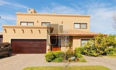 Nuevo Quilmes Unica Casa 2 Lotes al Canal