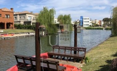 Nuevo Quilmes Unica Casa 2 Lotes al Canal