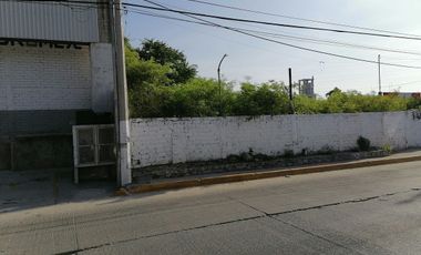 Terreno Comercial en Renta Frente a Blvd. Lázaro Cárdenas
