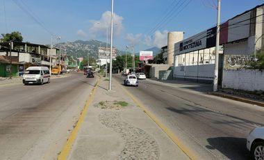 Terreno Comercial en Renta Frente a Blvd. Lázaro Cárdenas