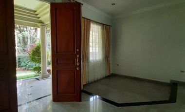 DIJUAL RUMAH LUAS dgn SWIMMING POOL di Jl KEMANG DALAM, JAKSEL