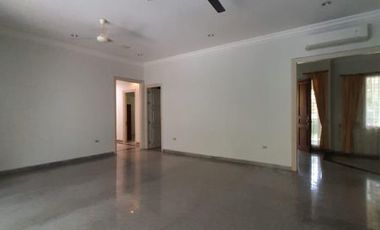 DIJUAL RUMAH LUAS dgn SWIMMING POOL di Jl KEMANG DALAM, JAKSEL