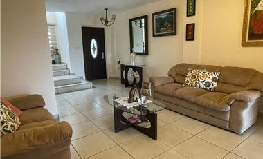 SE ALQUILA CASA BRISAS HEIGHT BRISAS DEL GOLF AMUEBLADA