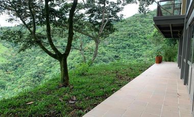 casa en arriendo en la vega. Cod A7025
