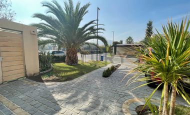 VENDO PRECIOSA CASA ESTILO MEDITARRÁNEO EN SANTA ELENA CHICUREO