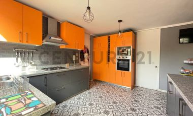 VENDO PRECIOSA CASA ESTILO MEDITARRÁNEO EN SANTA ELENA CHICUREO