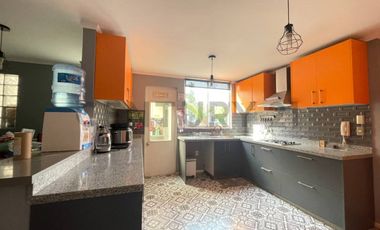 VENDO PRECIOSA CASA ESTILO MEDITARRÁNEO EN SANTA ELENA CHICUREO