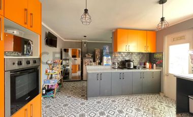 VENDO PRECIOSA CASA ESTILO MEDITARRÁNEO EN SANTA ELENA CHICUREO