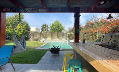 VENDO PRECIOSA CASA ESTILO MEDITARRÁNEO EN SANTA ELENA CHICUREO