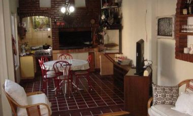 Casa en venta en Villa Luzuriaga