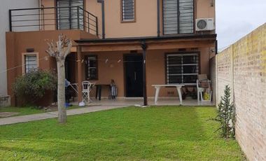 Casa en venta en Villa España