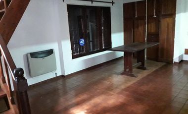 Casa Zona Cerro, Dino, APTO CREDITO BANCOR, 3 dormitorios, playroom y servicio, patio , Pileta