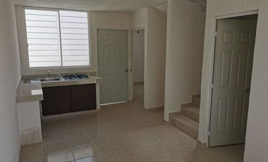 CASAS EN VENTA EN IXTAPA CERCA DEL CUC