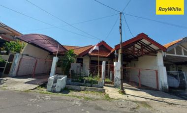 Dijual Rumah Siap Huni Lokasi di Nginden Intan Barat, Sukolilo Surabaya